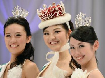 ����ʱ��2014��1��25�գ��ձ�������21���ѧ��Rira HongӮ��2014���ձ�С��ѡ���ھ���2014����С��ѡ����������11��11�վ��С�